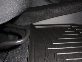Duster II (2018-2023) 4x4 - Rubber floor mats with high edges