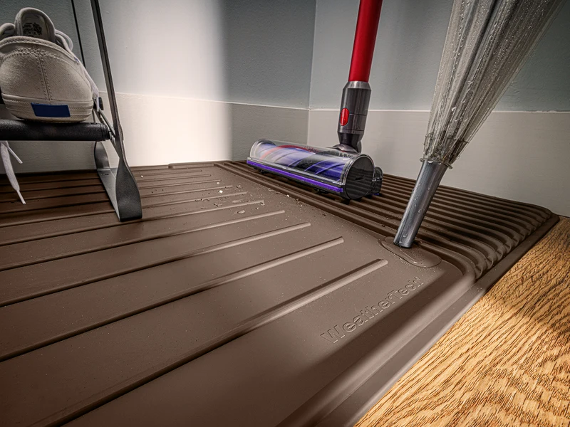 Tappetino antiscivolo ClosetMat in materiale facile da pulire